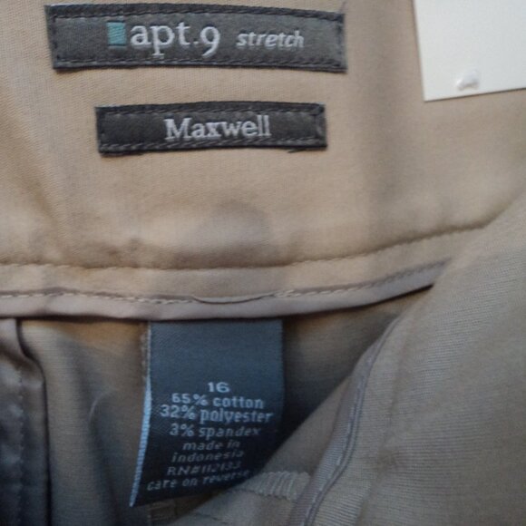 NWT Apt 9 Women's Size 16 Maxwell Fit Beige Capri Pants Cropped Faux Croc Belt - Picture 8 of 11